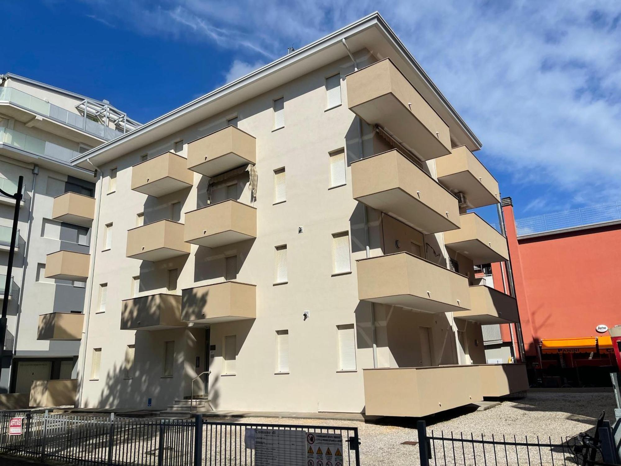 Condominio Cristina - Agenzia Cocal Каорле Экстерьер фото